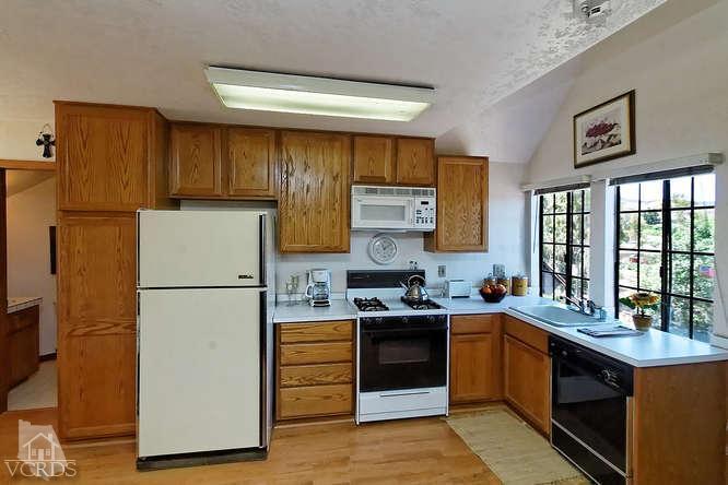 152 Highland Road Simi Valley, CA 93065 - Photo 17 of 61 Additional Photo
