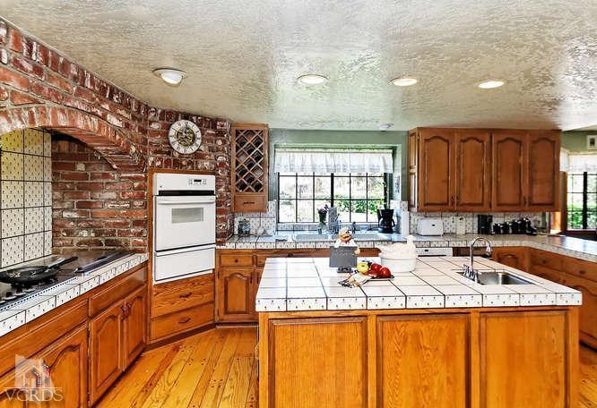 152 Highland Road Simi Valley, CA 93065 - Photo 10 of 61 Additional Photo