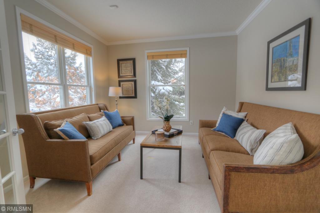 17244 Acorn Ridge Eden Prairie, MN 55347 - Photo 13 of 33