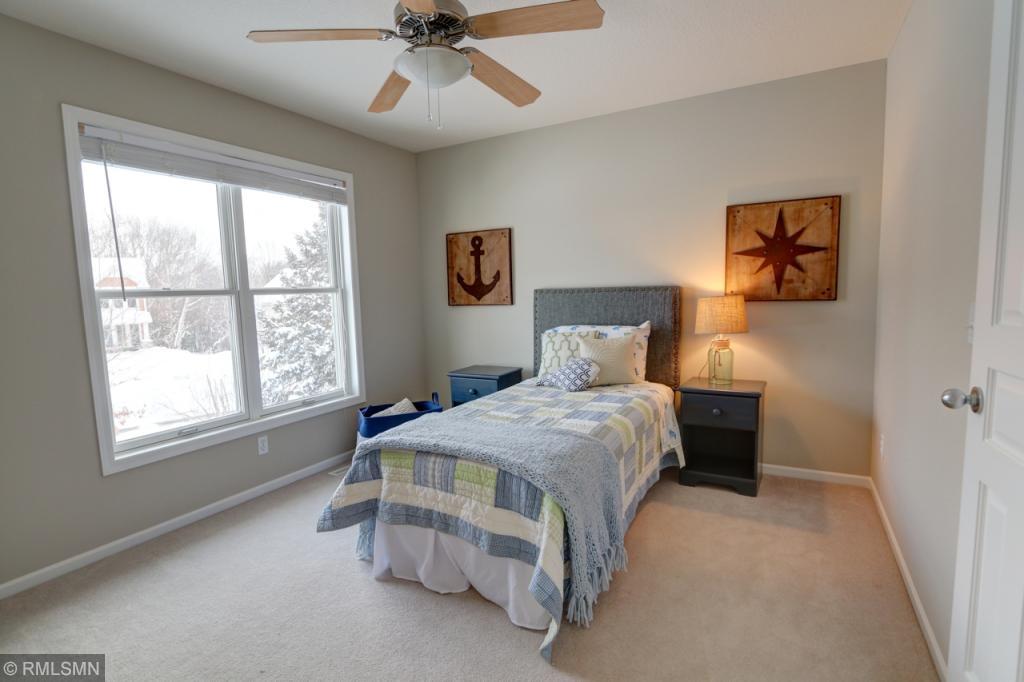 17244 Acorn Ridge Eden Prairie, MN 55347 - Photo 26 of 33