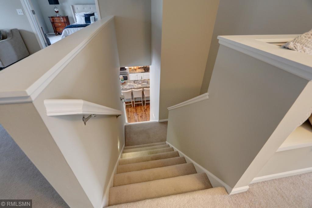 17244 Acorn Ridge Eden Prairie, MN 55347 - Photo 29 of 33