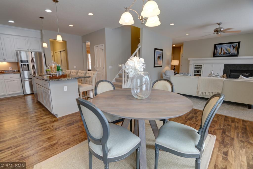 17244 Acorn Ridge Eden Prairie, MN 55347 - Photo 8 of 33
