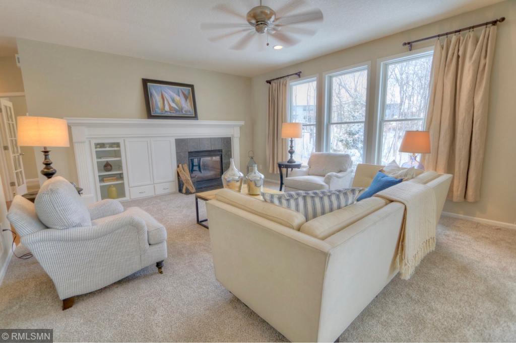 17244 Acorn Ridge Eden Prairie, MN 55347 - Photo 9 of 33