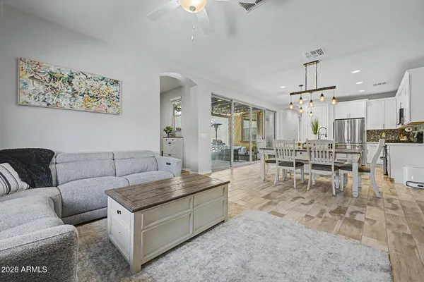 $575,500 | 4260 East Jesse Street, Gilbert, AZ 85295