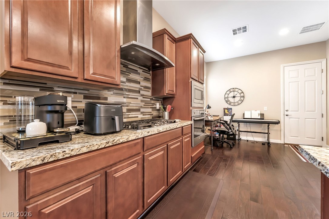 71 Newton Ridge Way Las Vegas, NV 89183 - Photo 7 of 35