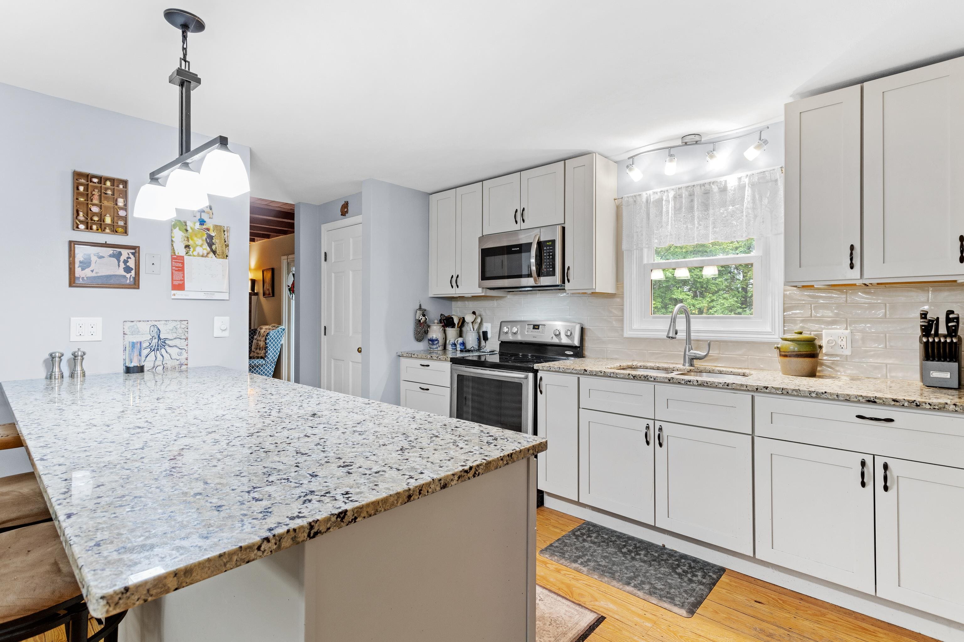 48 East Pasture Road Berwick, ME 03901 - Photo 3 of 51 Gallery Image 3