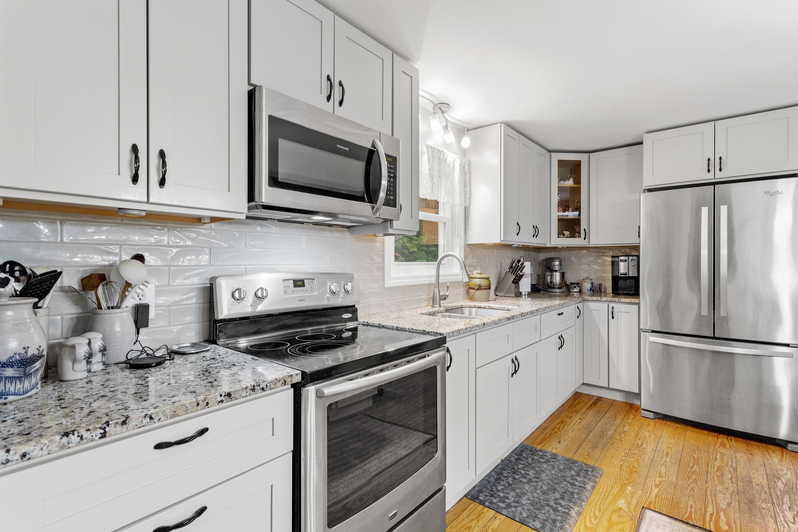 48 East Pasture Road Berwick, ME 03901 - Photo 4 of 51 Gallery Image 4