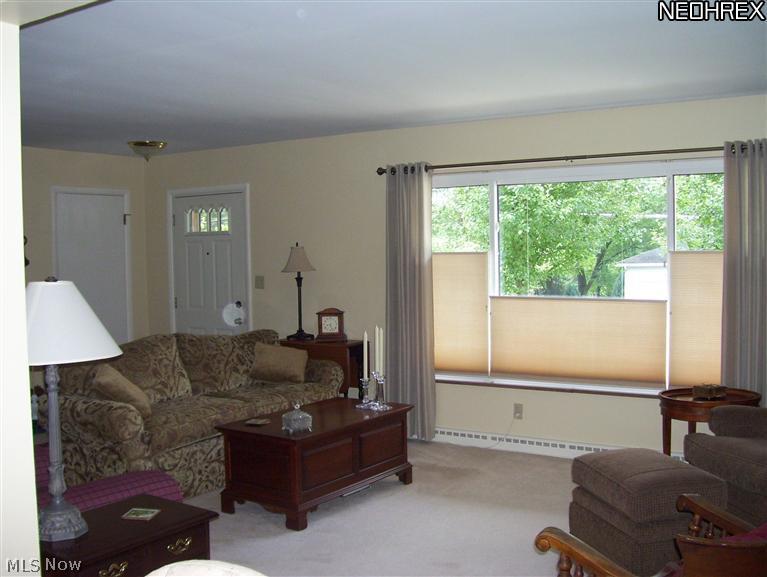 3205 Stanley Road Akron, OH 44333 - Photo 2 of 19 Gallery Image 2