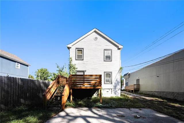 $119,900 | 3609 East 27th Street, Kansas City, MO 64127
