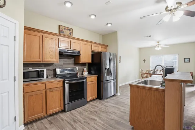 $249,900 | 12376 Mimosa Drive, Denham Springs, LA 70726