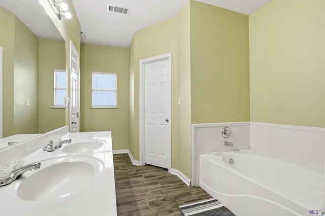 $249,900 | 12376 Mimosa Drive, Denham Springs, LA 70726