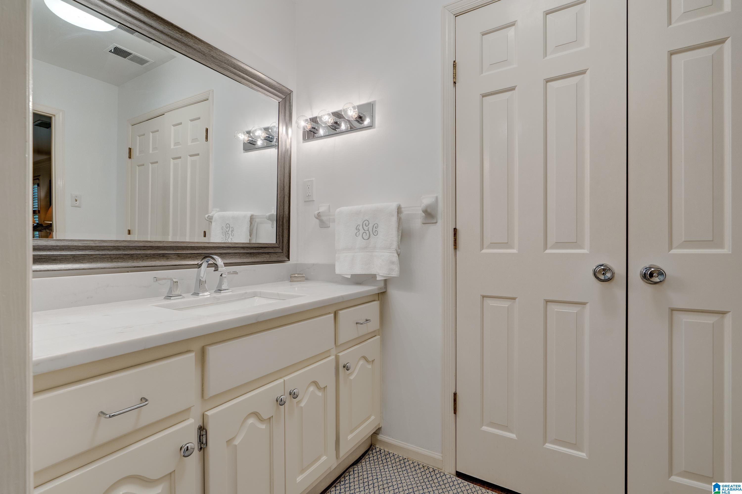 4624 Pine Mountain Road Birmingham, AL 35213 - Photo 30 of 37