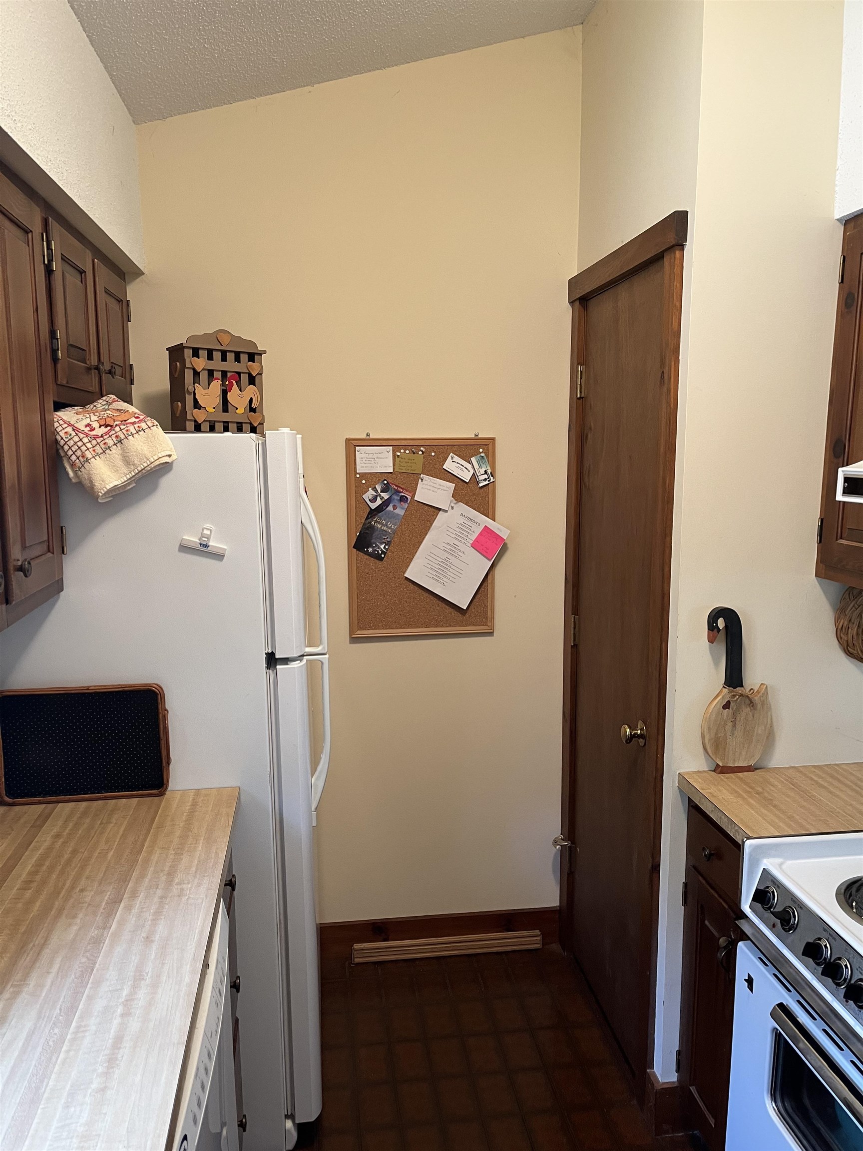 1299 Quechee Main Street, Unit 1B Hartford, VT 05059 - Photo 7 of 18