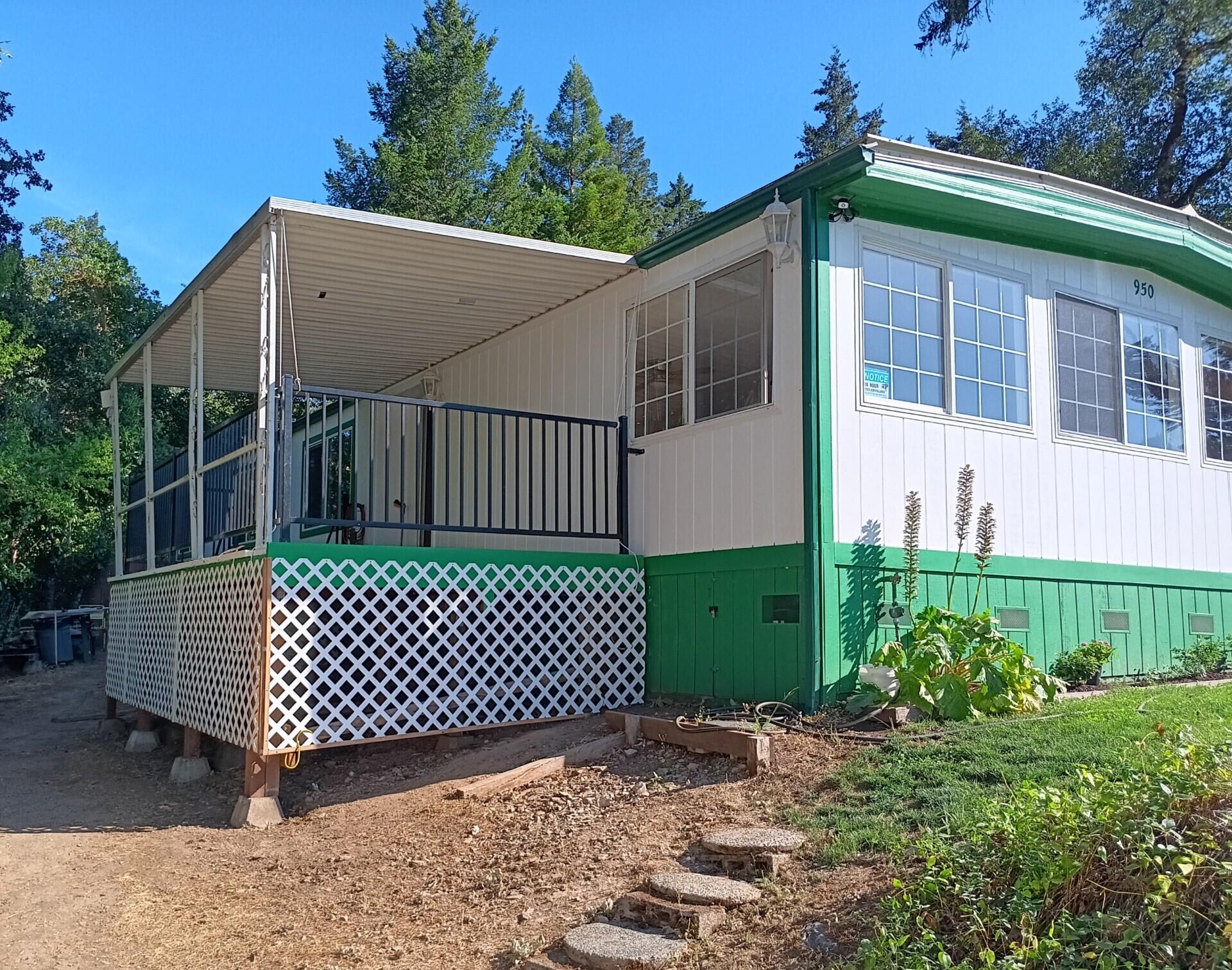 950 Patterson Road Willow Creek, CA 95573 - Photo 2 of 29