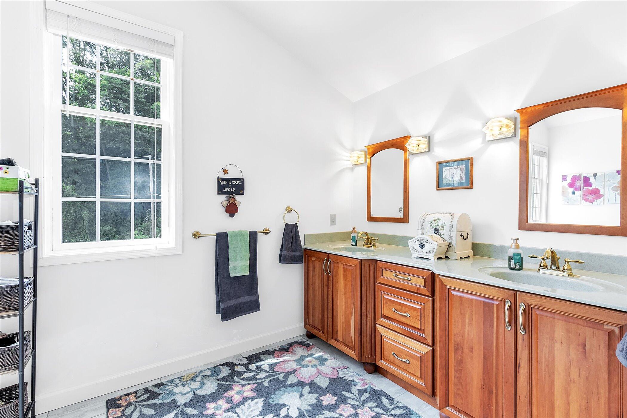 5475 North Watervliet Road Watervliet, MI 49098 - Photo 21 of 58 24-5475-N-Watervliet-Rd-WindowStill-Real