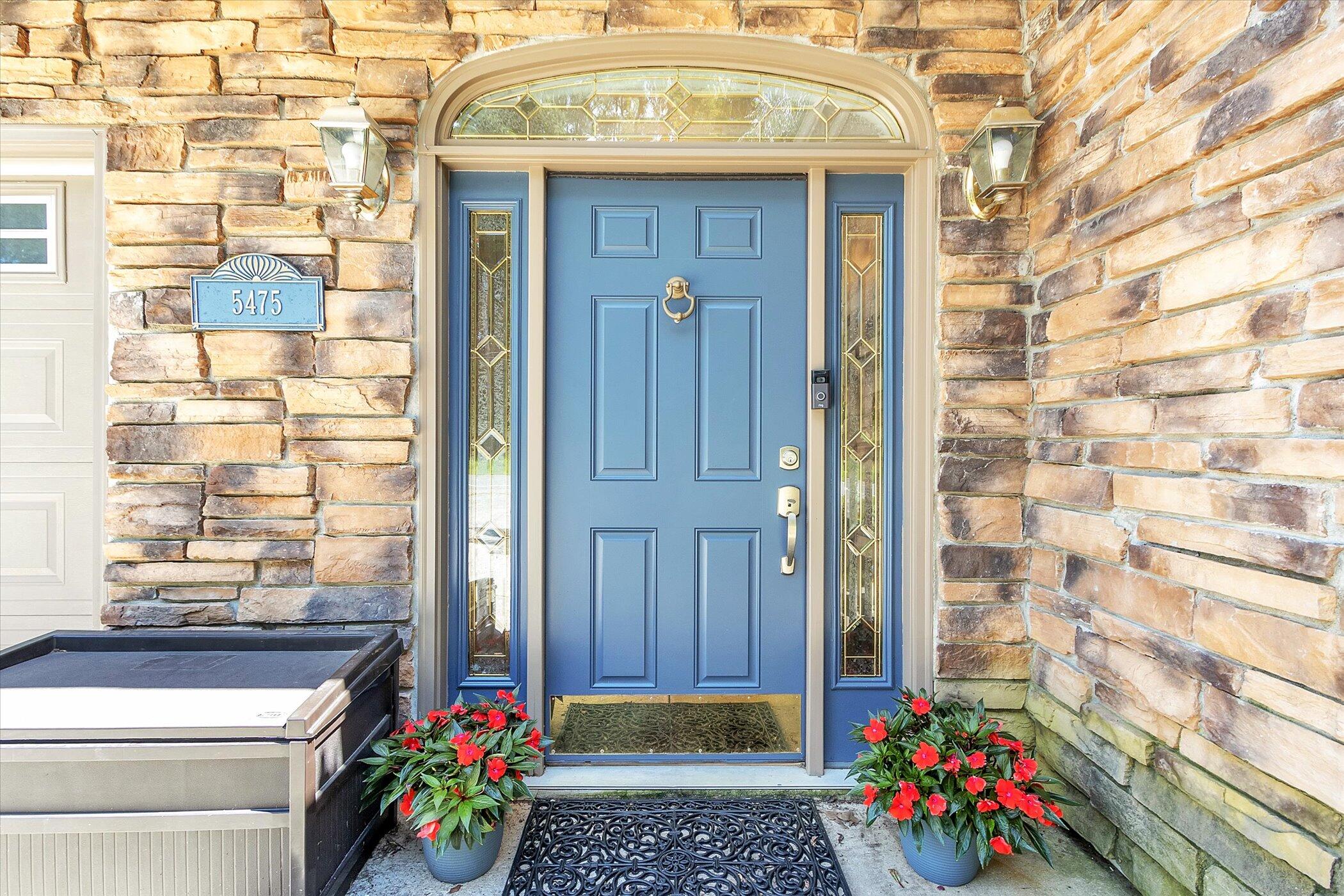 5475 North Watervliet Road Watervliet, MI 49098 - Photo 4 of 58 06-5475-N-Watervliet-Rd-WindowStill-Real