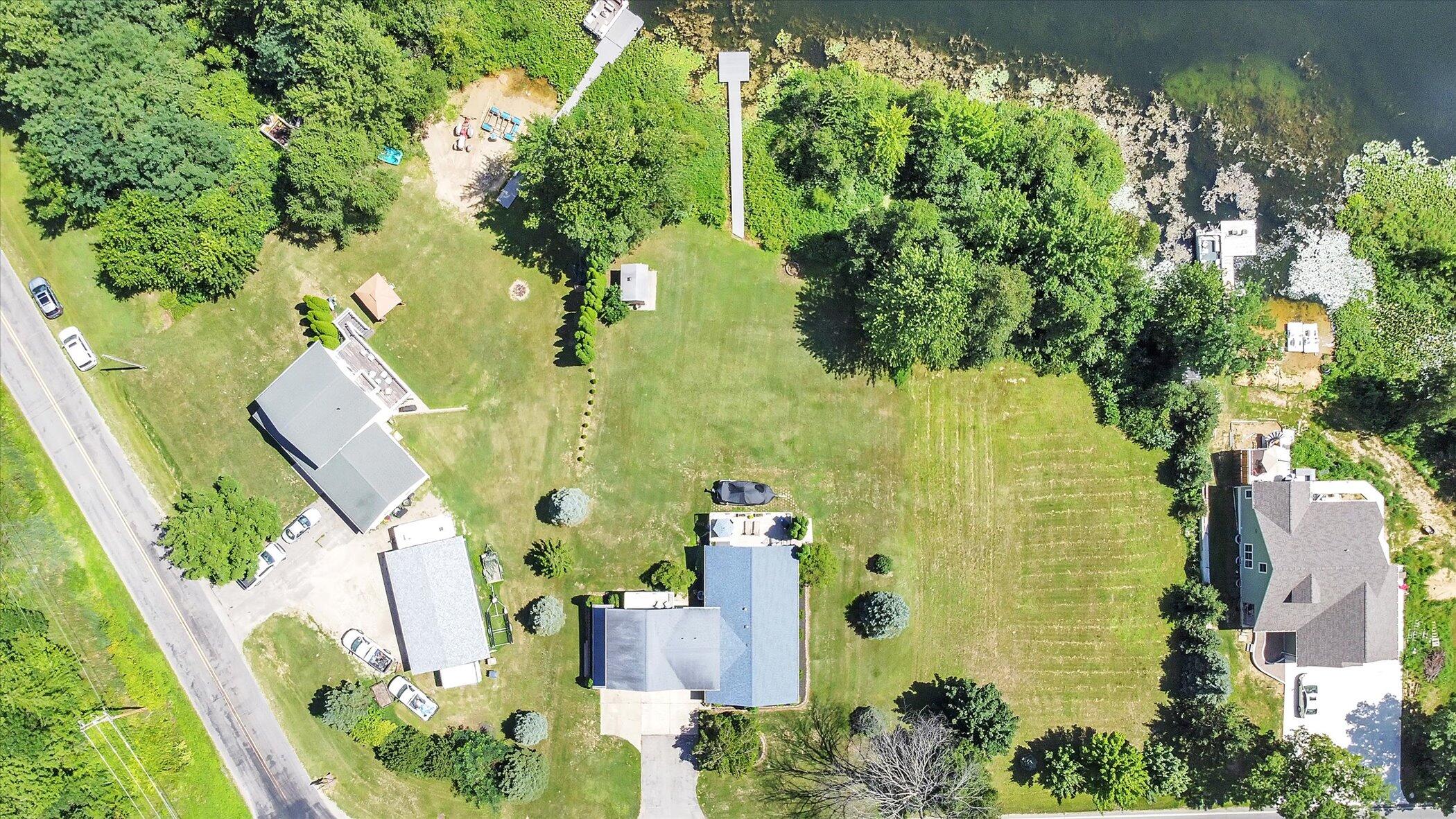 5475 North Watervliet Road Watervliet, MI 49098 - Photo 56 of 58 54-5475-N-Watervliet-Rd-WindowStill-Real