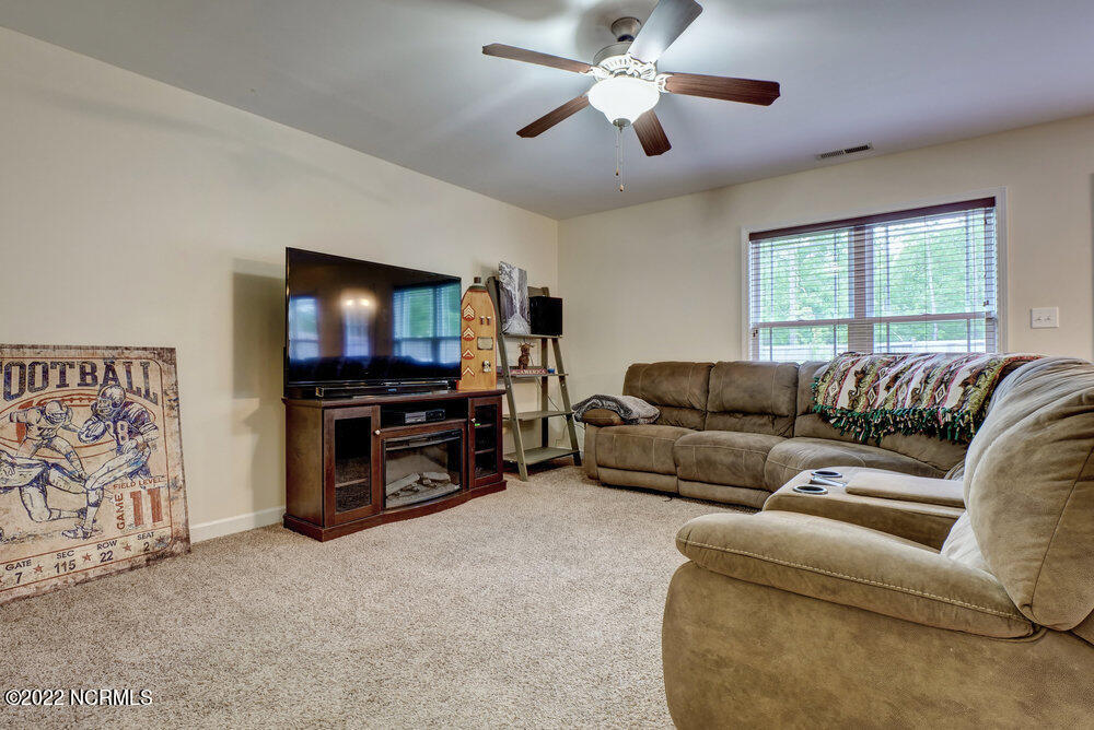 128 Dixon Road Holly Ridge, NC 28445 - Photo 3 of 26 006_p8711663_4_5_6_7_8_9