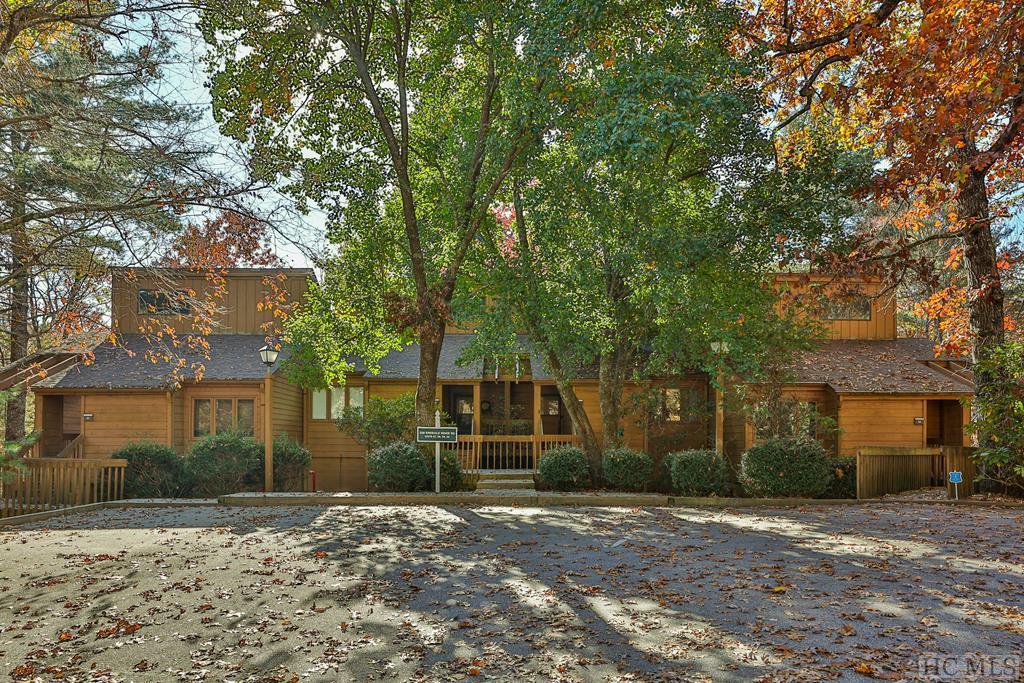 228 Emerald Ridge Road, Unit 59 Sapphire, NC 28774 - Photo 2 of 43 Gallery Image 2
