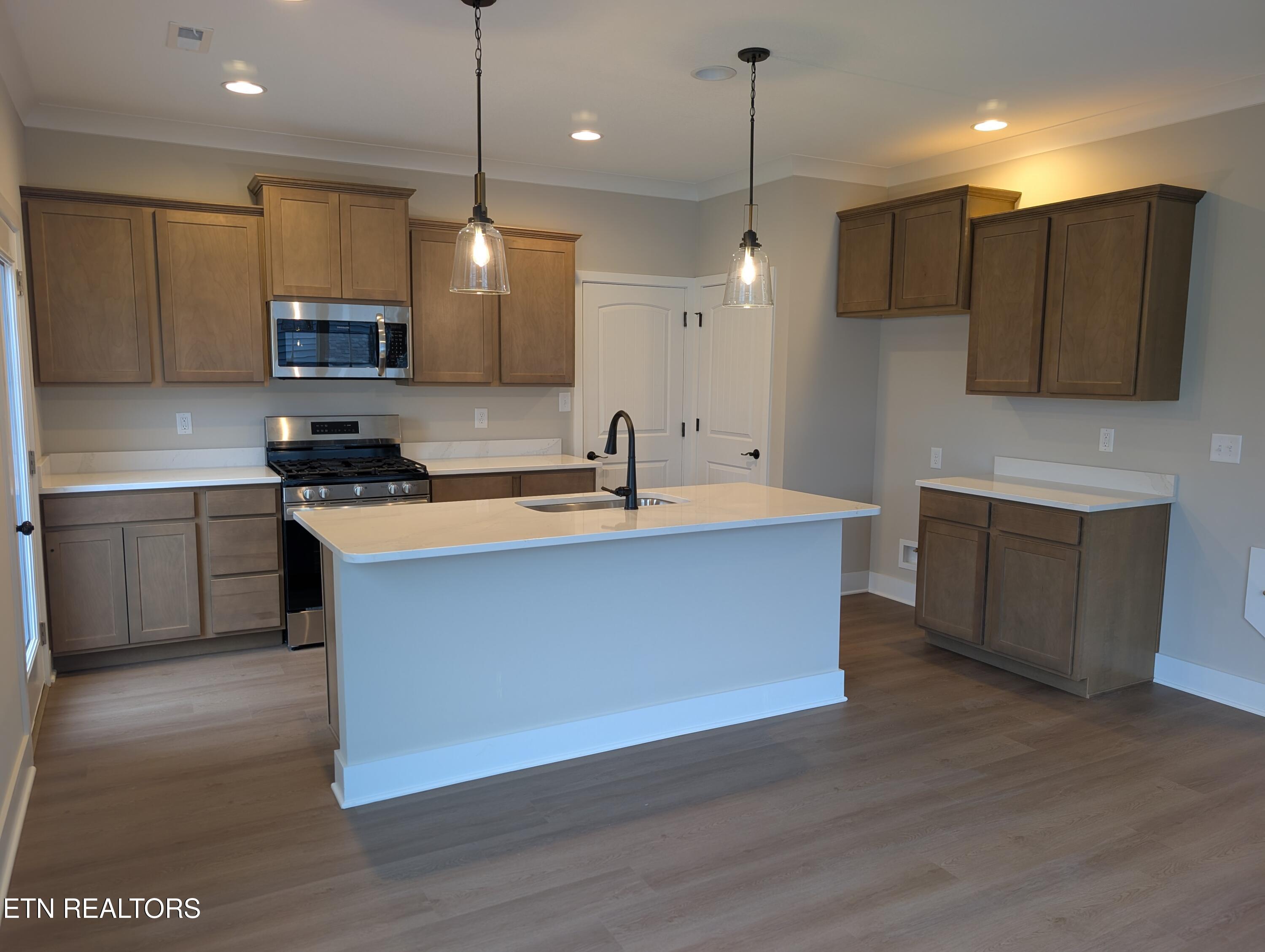 109 Thornberry Road, Unit LOT 55B Oak Ridge, TN 37830 - Photo 6 of 35 Kitchen