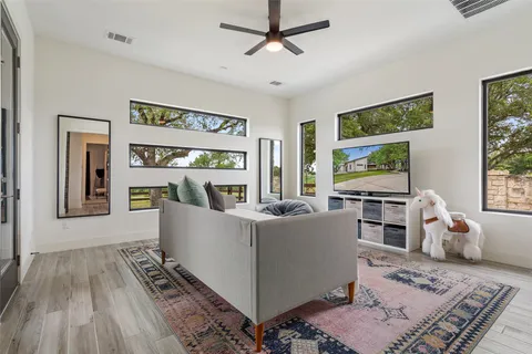 $1,875,000 | 3921 County Road 258, Liberty Hill, TX 78642