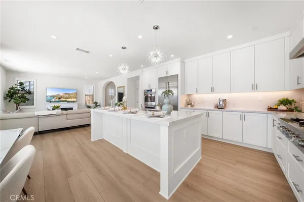 $2,580,000 | 246 Canterbury, Irvine, CA 92618