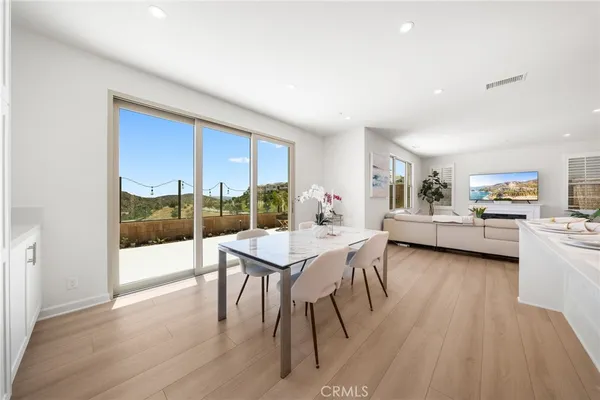 $2,580,000 | 246 Canterbury, Irvine, CA 92618