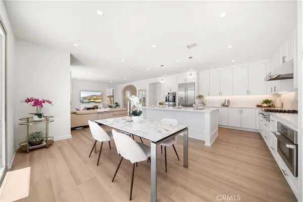 $2,580,000 | 246 Canterbury, Irvine, CA 92618