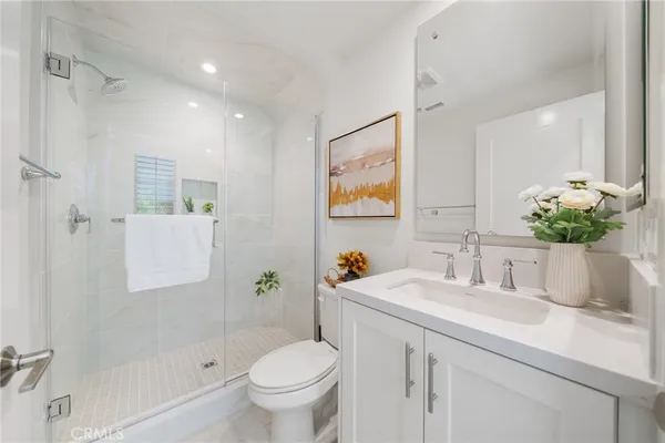 $2,580,000 | 246 Canterbury, Irvine, CA 92618
