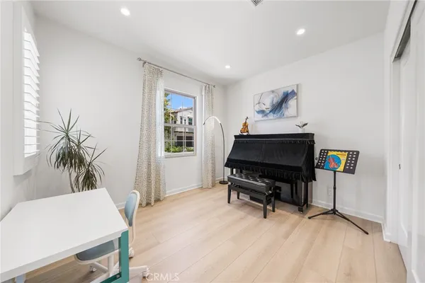 $2,580,000 | 246 Canterbury, Irvine, CA 92618