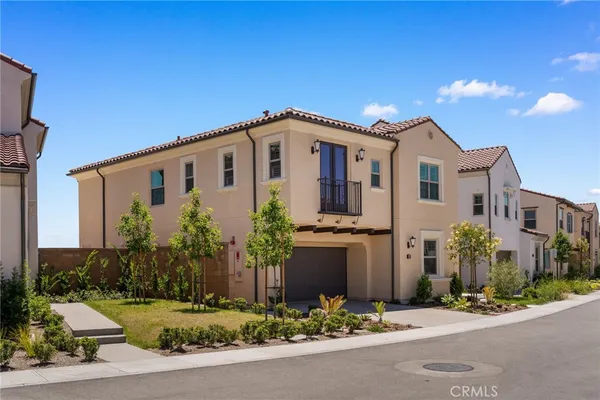 $2,580,000 | 246 Canterbury, Irvine, CA 92618
