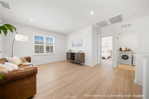 $2,580,000 | 246 Canterbury, Irvine, CA 92618