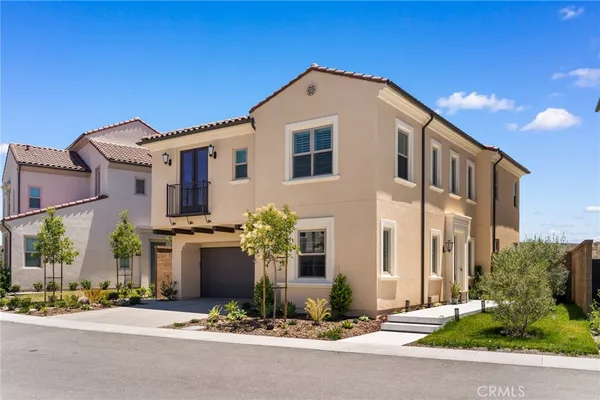 $2,580,000 | 246 Canterbury, Irvine, CA 92618
