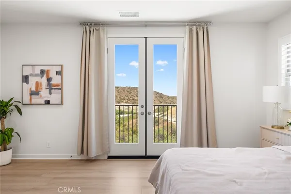 $2,580,000 | 246 Canterbury, Irvine, CA 92618