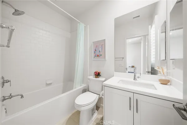 $2,580,000 | 246 Canterbury, Irvine, CA 92618