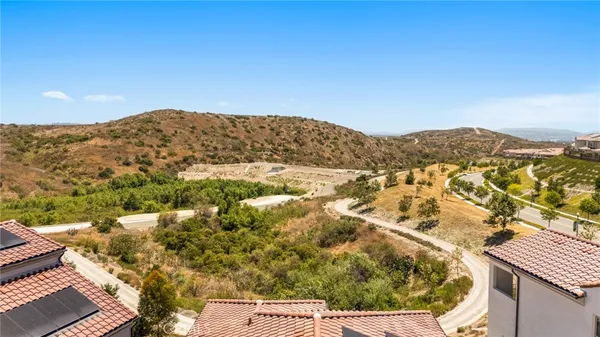 $2,580,000 | 246 Canterbury, Irvine, CA 92618