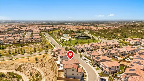 $2,580,000 | 246 Canterbury, Irvine, CA 92618