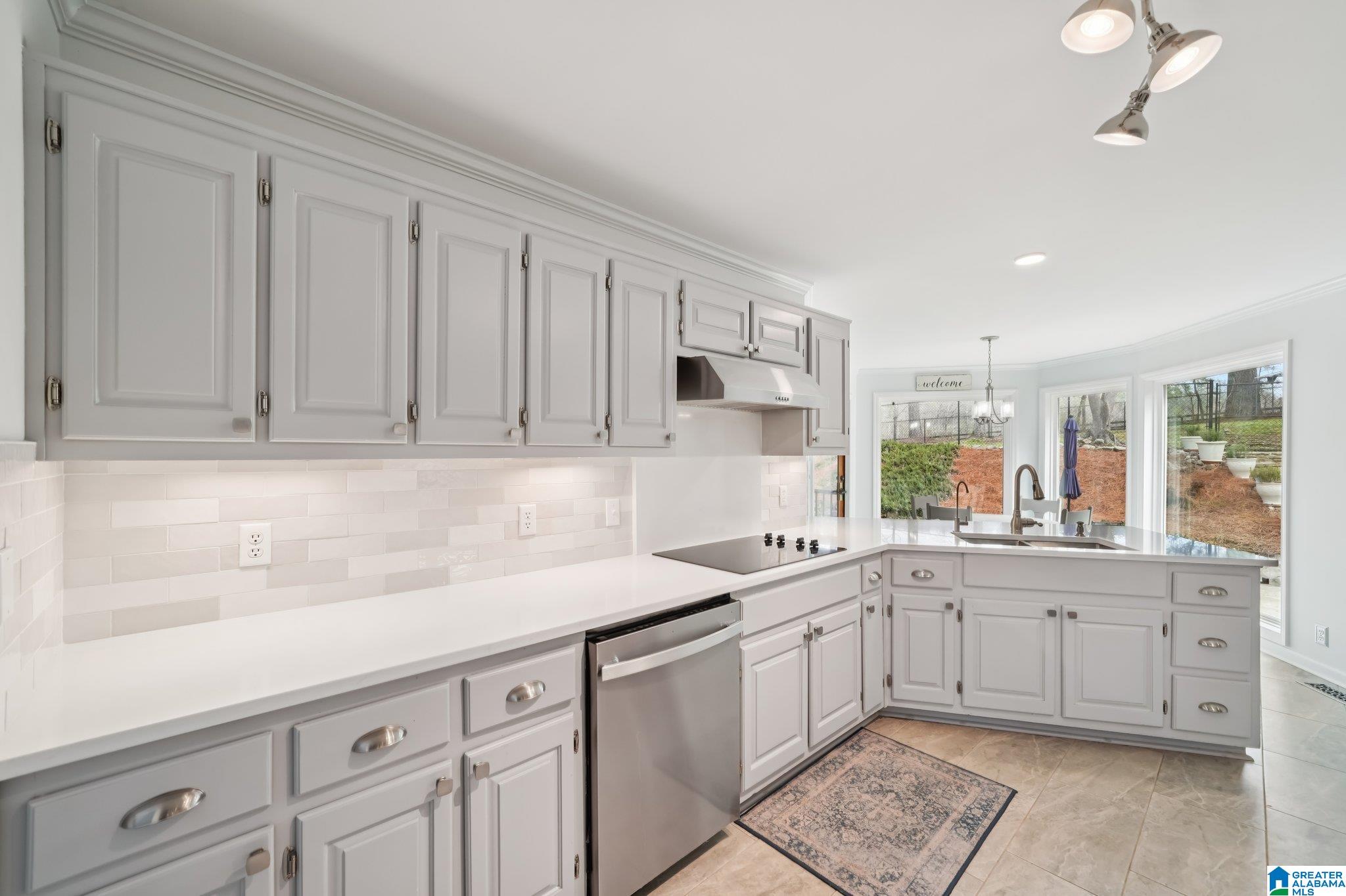 91 Hilltop Road Oneonta, AL 35121 - Photo 19 of 65