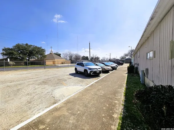 $900 | 7327 Harlow Drive, San Antonio, TX 78218