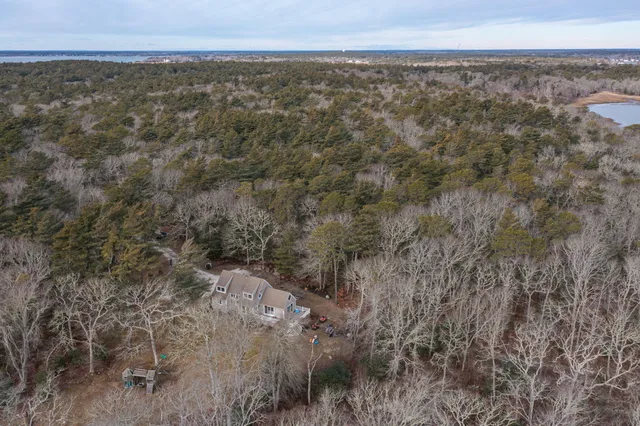 a view of a yard with a street