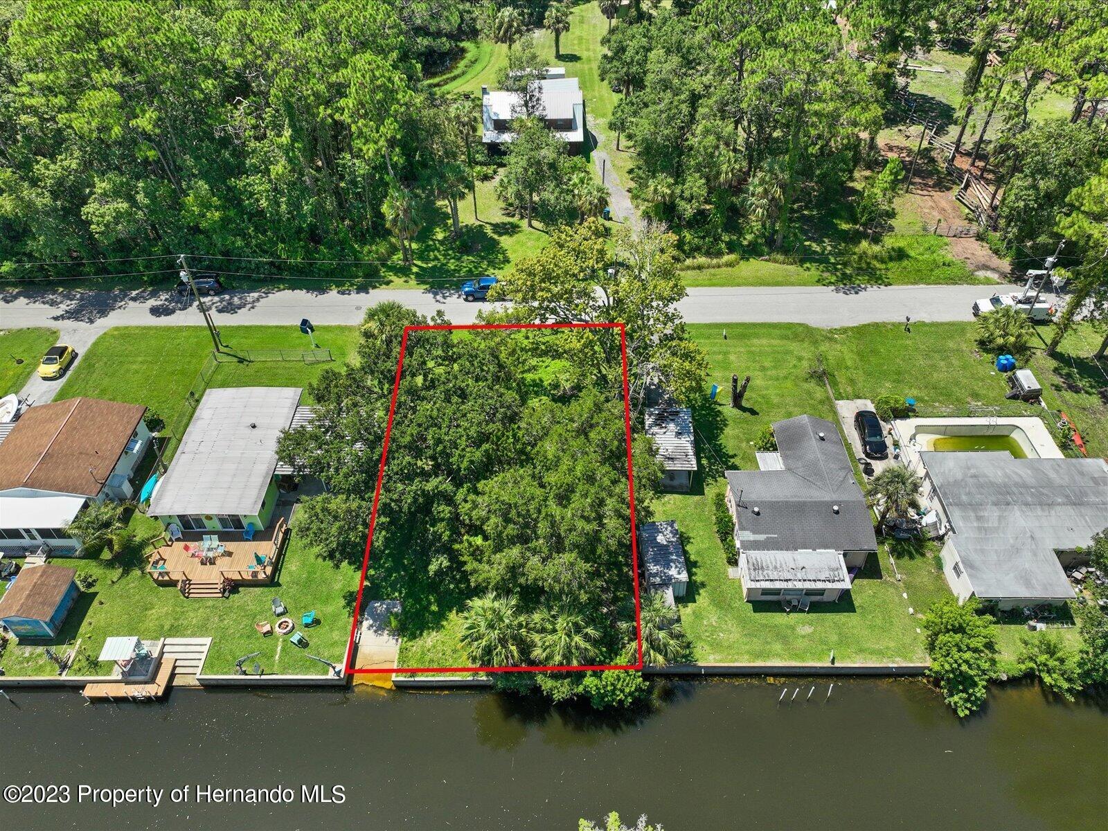 6049 Colony Circle Weeki Wachee, FL 34607 - Photo 11 of 17