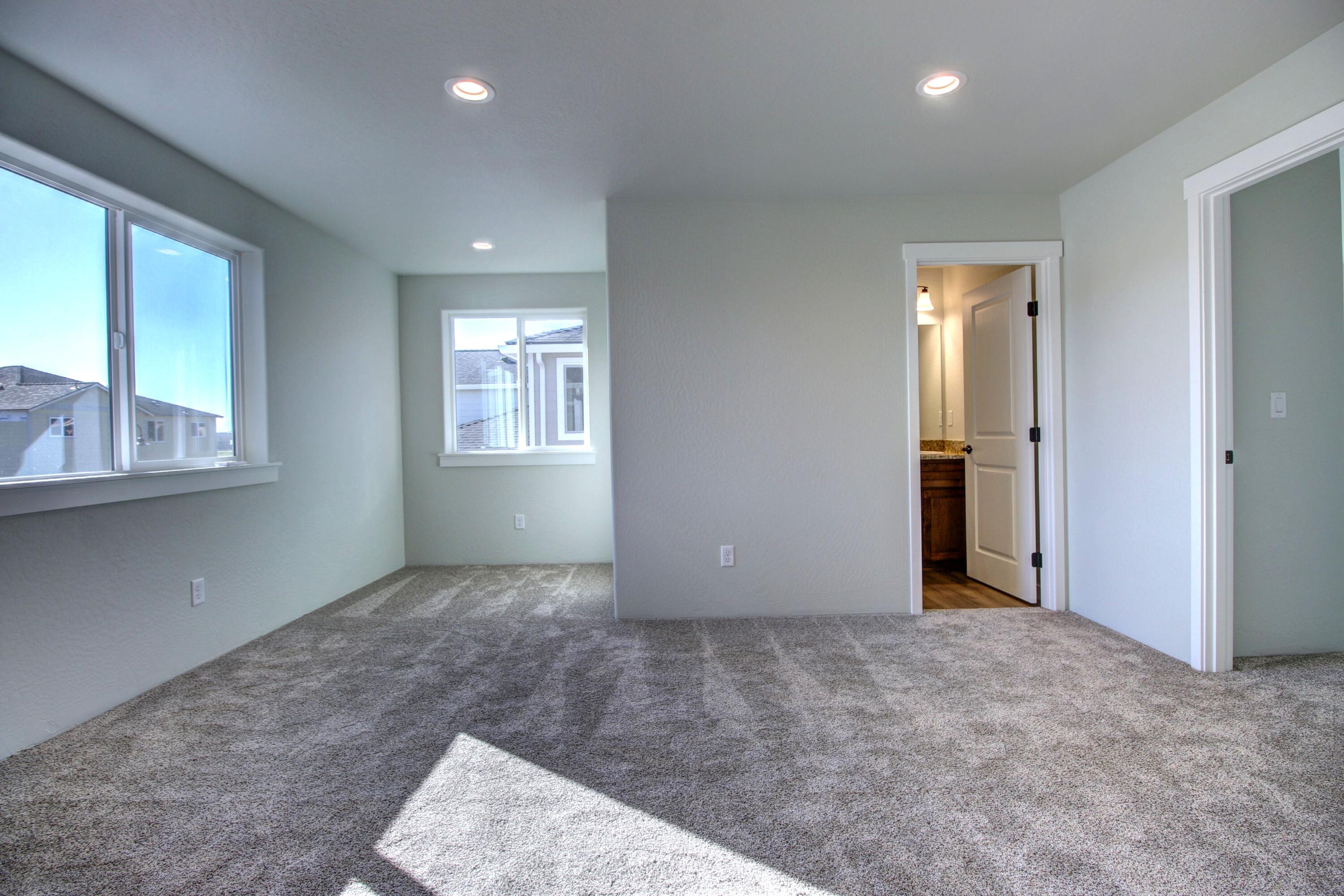 4758 Gebhard Road Central Point, OR 97502 - Photo 21 of 30 21