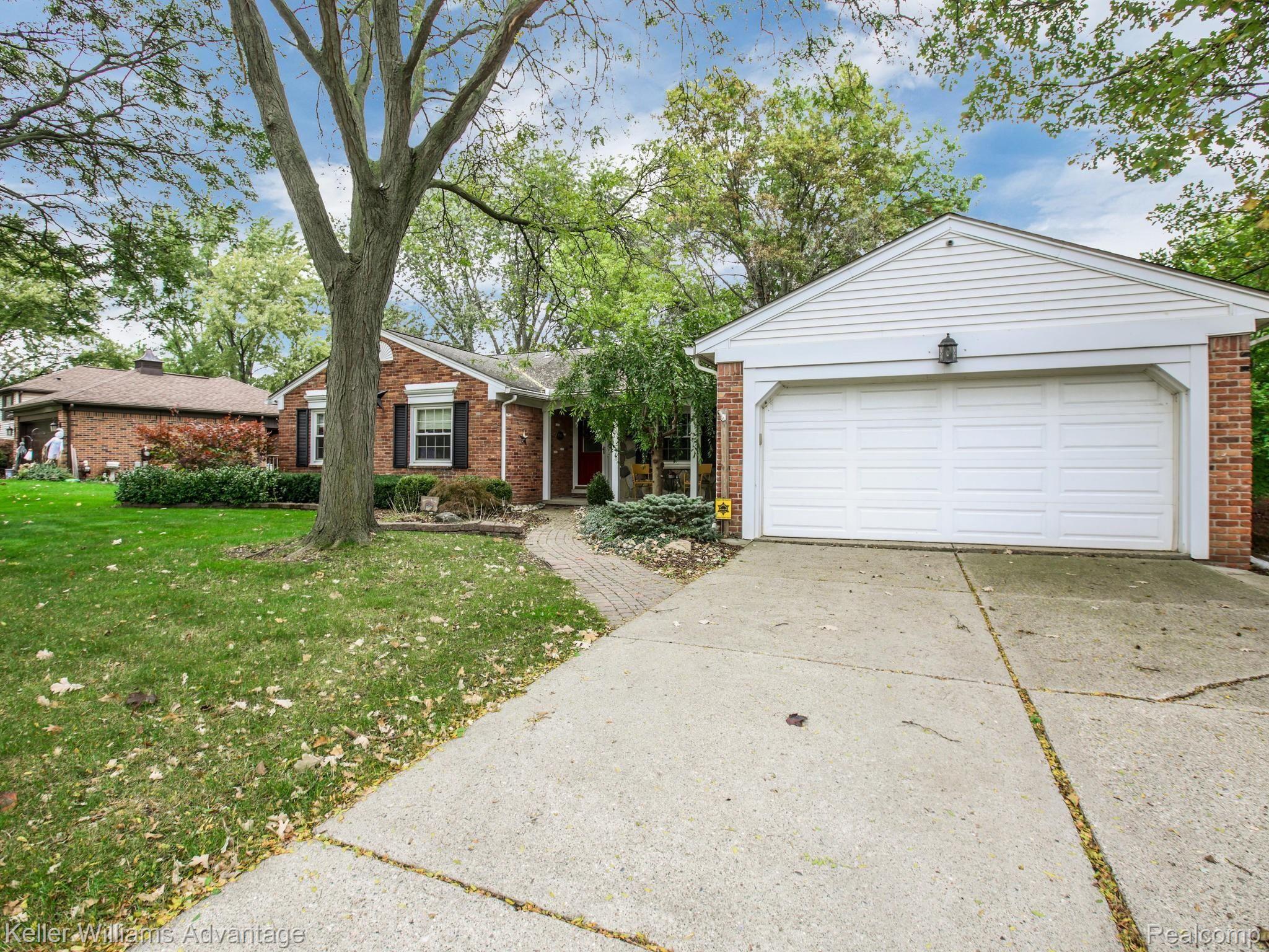 17166 Wayne Road Livonia, MI 48152 - Photo 25 of 27 17166 Wayne Rd Livonia MI-056-056-17166 Wayne Rd0055-MLS_Size.jpg