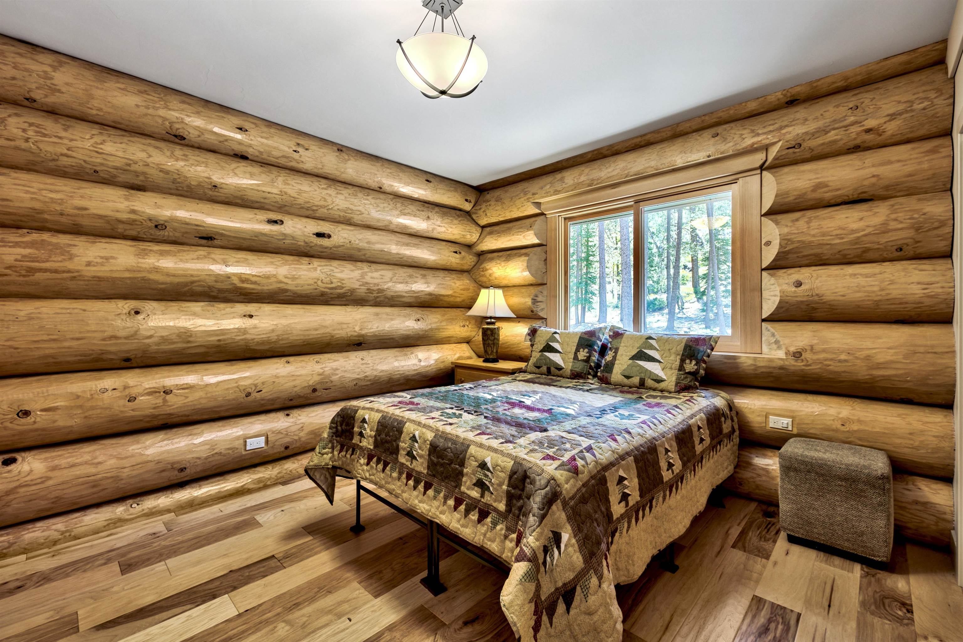 10515 Washoe Road Truckee, CA 96161 - Photo 17 of 21 Gallery Image 17