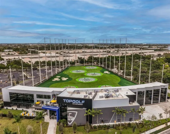 $2,500 | 3010 North Course Drive, Unit 209, Pompano Beach, FL 33069