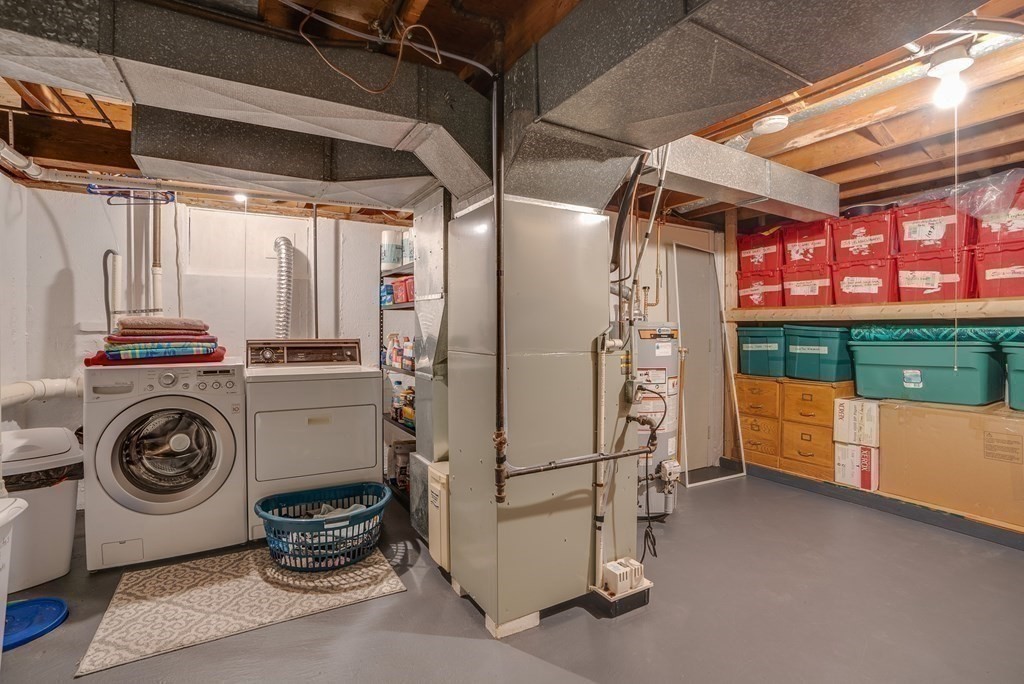 37 Long Meadow Road Chelmsford, MA 01824 - Photo 27 of 30 a utility room with dryer and washer