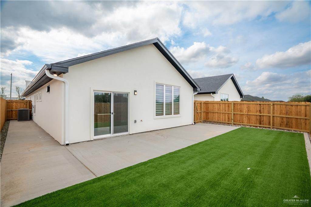 2103 Dragonfly St Mission, Unit 2 Mission, TX 78572 - Photo 15 of 31