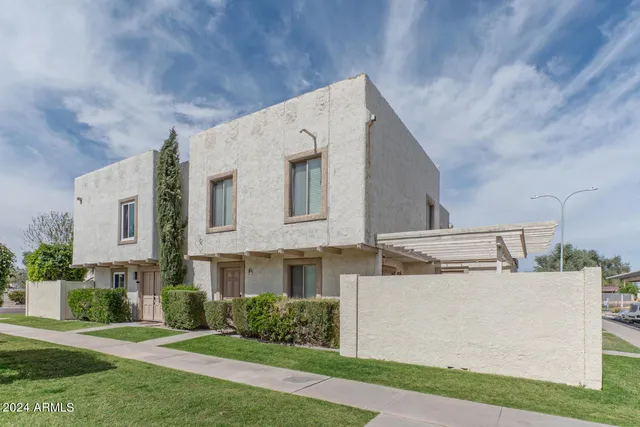 $399,900 | 7809 East Valley Vista Drive, Scottsdale, AZ 85250