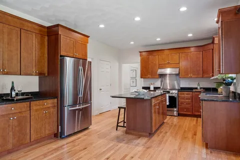 $1,598,000 | 9 Meeting House Circle, Bedford, MA 01730