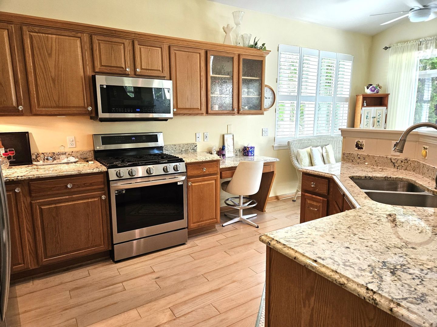 1526 Benzie Circle Romeoville, IL 60446 - Photo 7 of 31